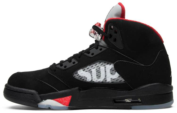 Supreme x Air Jordan 5 Retro  Black  824371-001